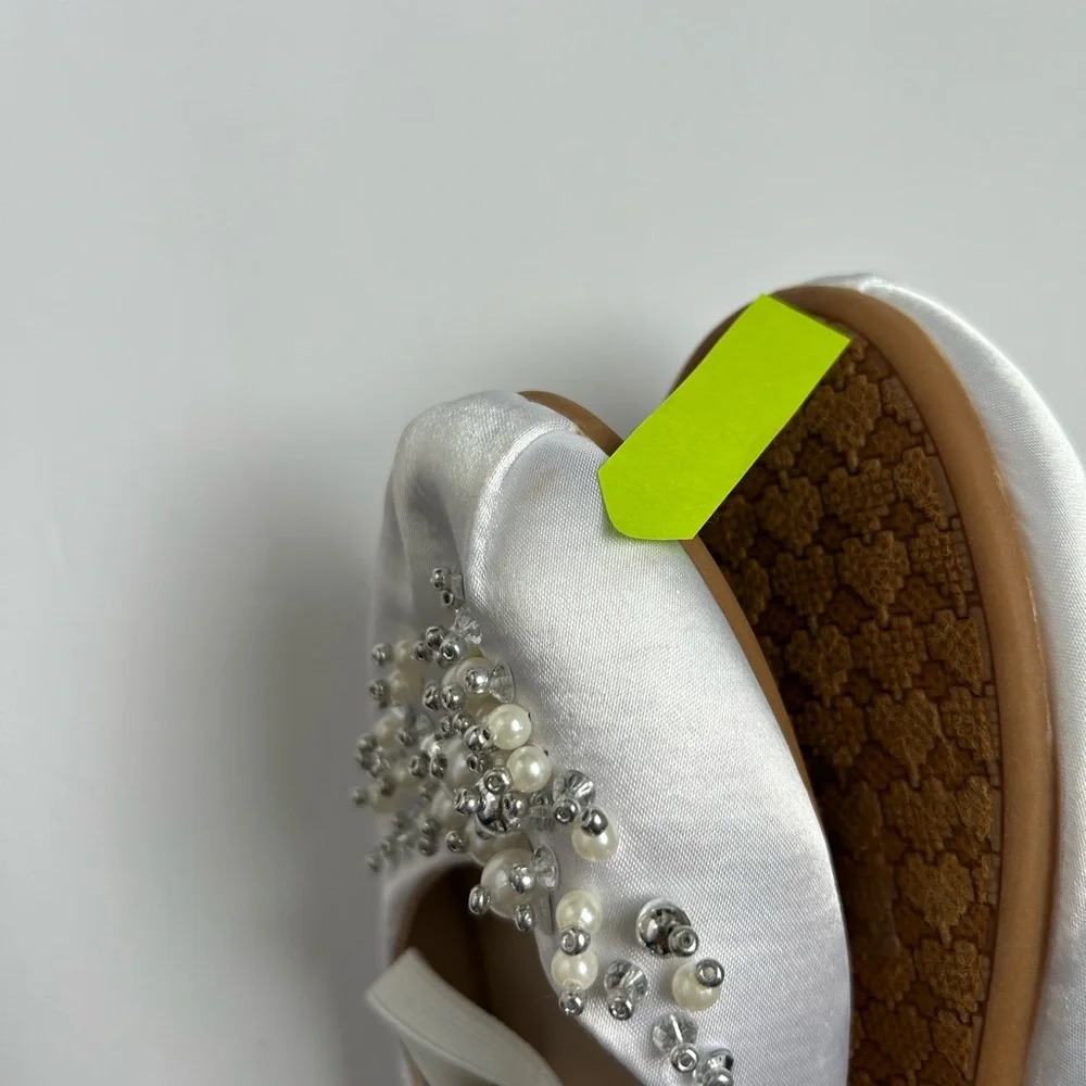 DREAM PAIRS Girl's Mary Jane Pearl Ballerina Flats White Satin Silver‎ Beads 3